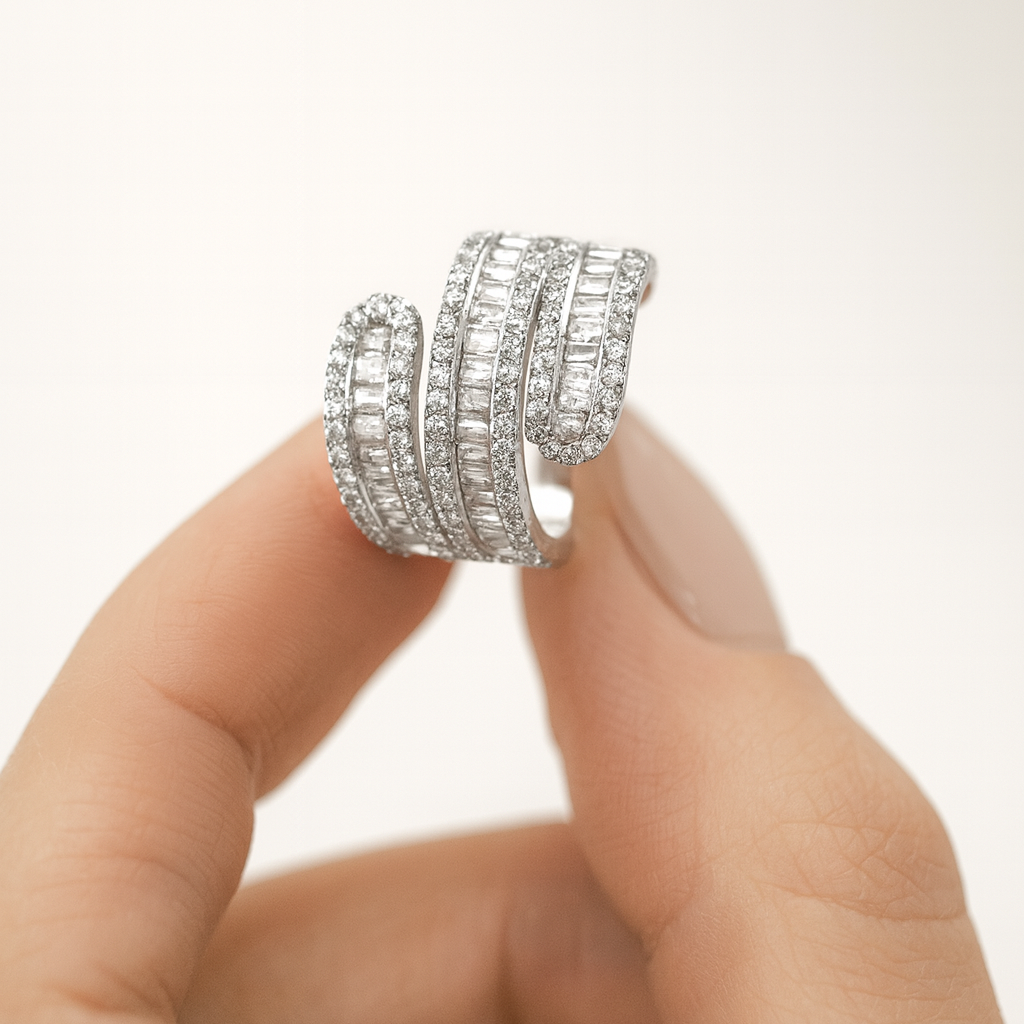 Aurora Curve Ring