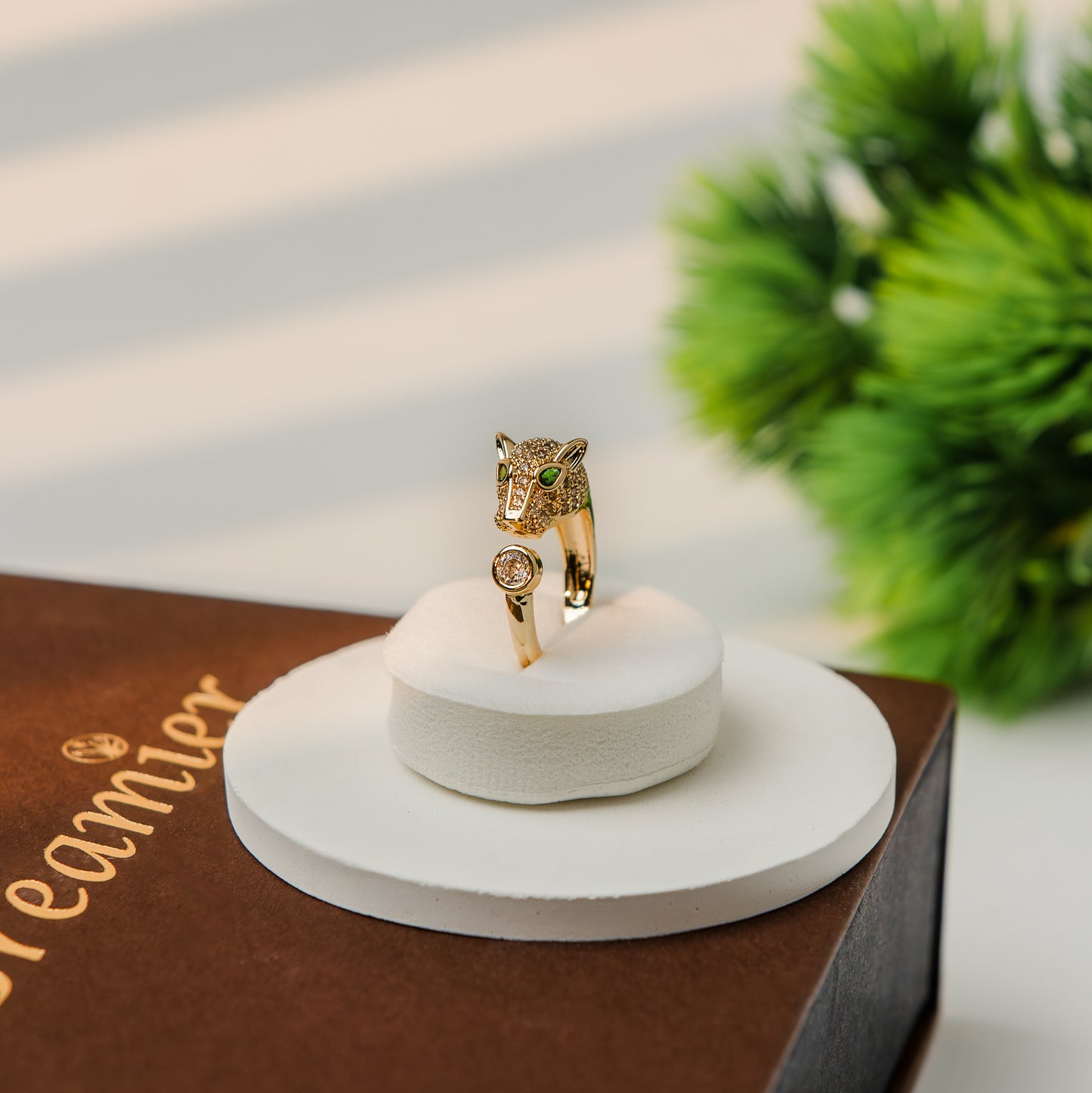 Cartier-Panther Head Gold Ring with American Diamonds