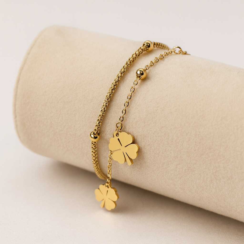 Elegant Clover Charm Bracelet