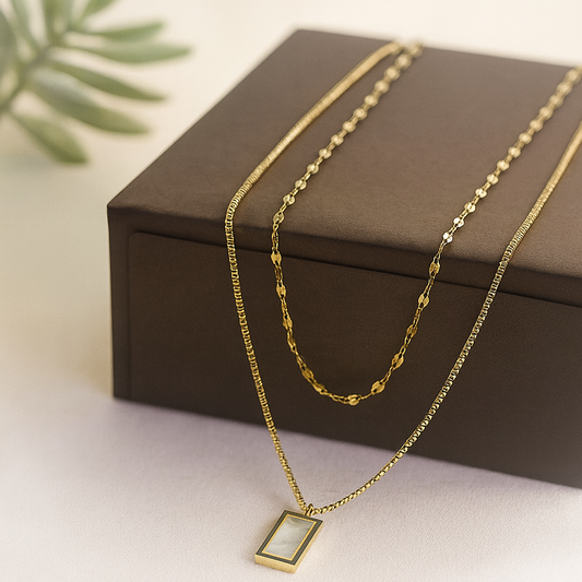 Mother of Pearl Gold Pendant Necklace